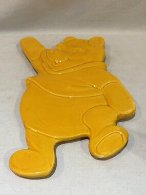 Treasure Craft Disney Winnie the Pooh Ceramic Pottery Trivet Hot Plate AS IS